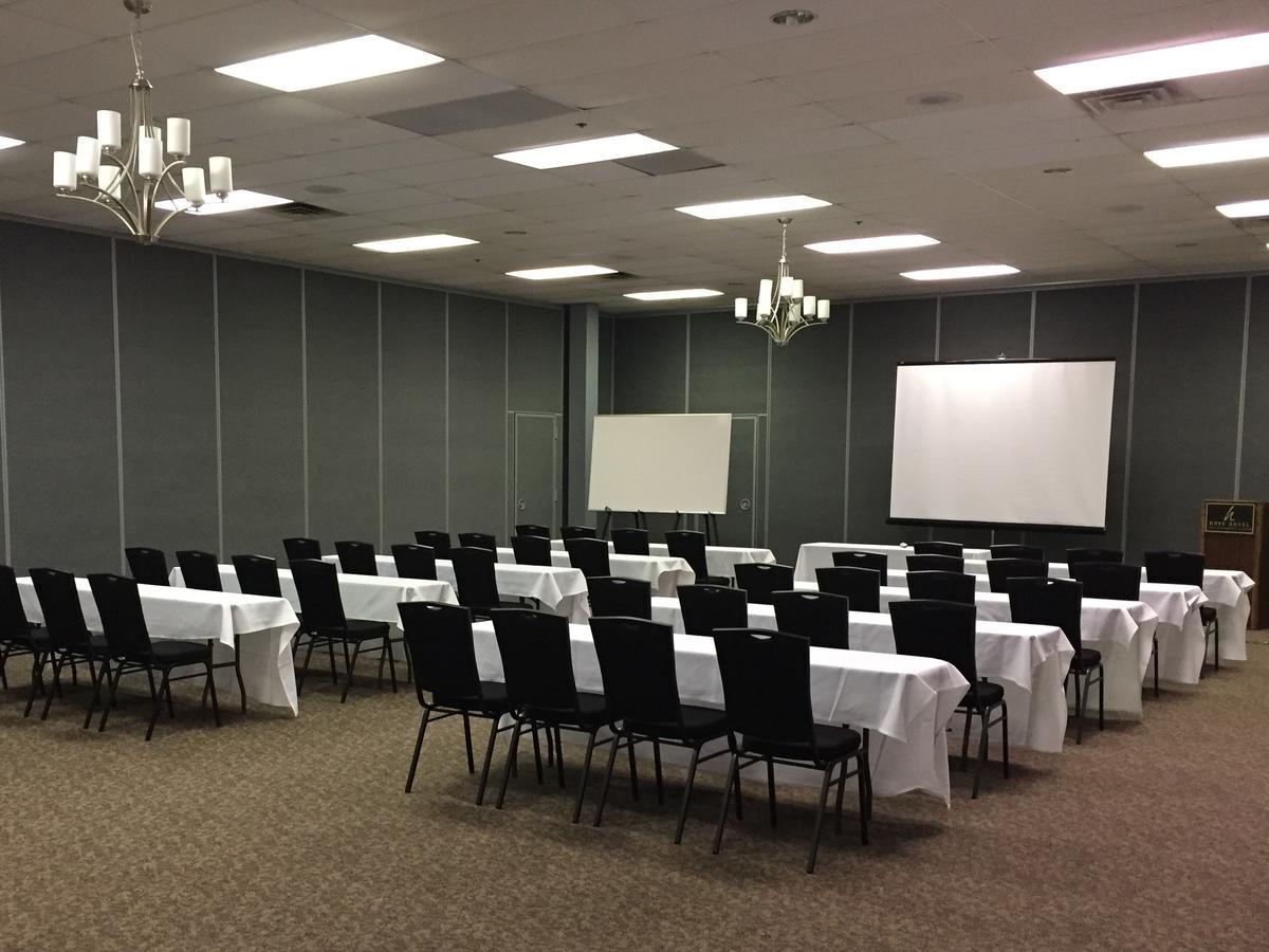 Hope Hotel And Richard C. Holbrooke Conference Center Fairborn Zimmer foto